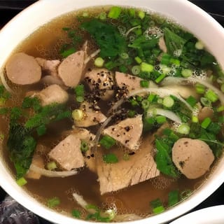 Pho Dac Biet (Everything)