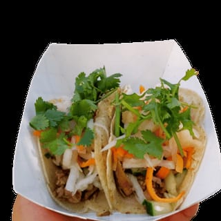 Lemongrass Chicken Yummi Tacos